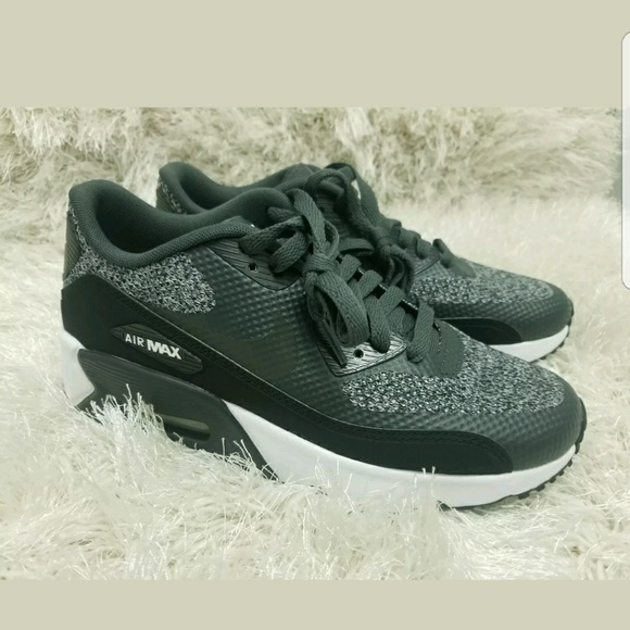 nike air max 90 size 5.5 nike air max 90 size 5.5